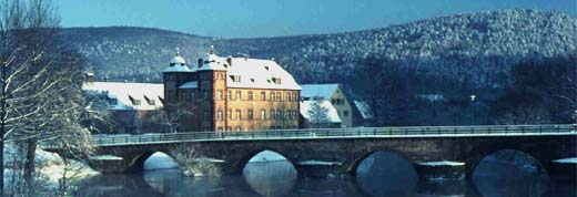 huttenschloss winter1